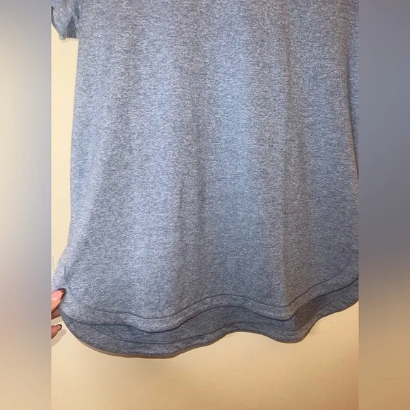 Athleta Hi-Low Short Sleeve Top Blue Heathered Size Medium - Picture 4 of 9